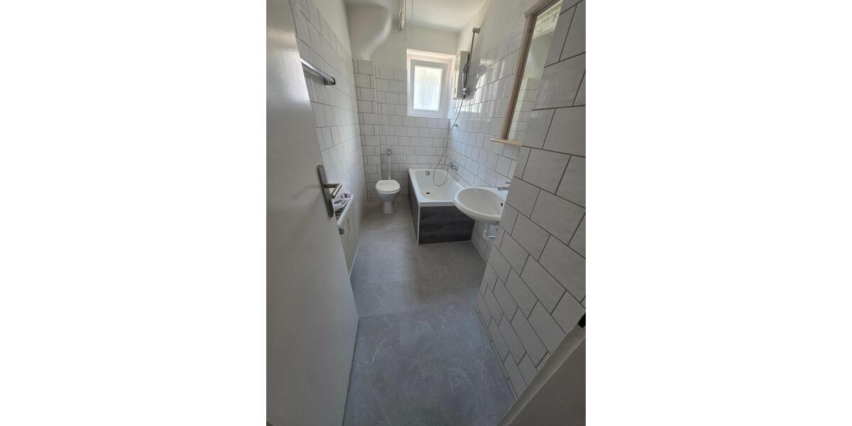 Etagenwohnung Essen Stadtbezirk III - 1 Zimmer, 35 m&sup2;, 500&euro; | Angebot:26626188