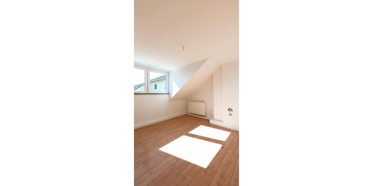 Etagenwohnung Essen Huttrop - 3 Zimmer, 75 m&sup2;, 1.000&euro; | Angebot:24728479