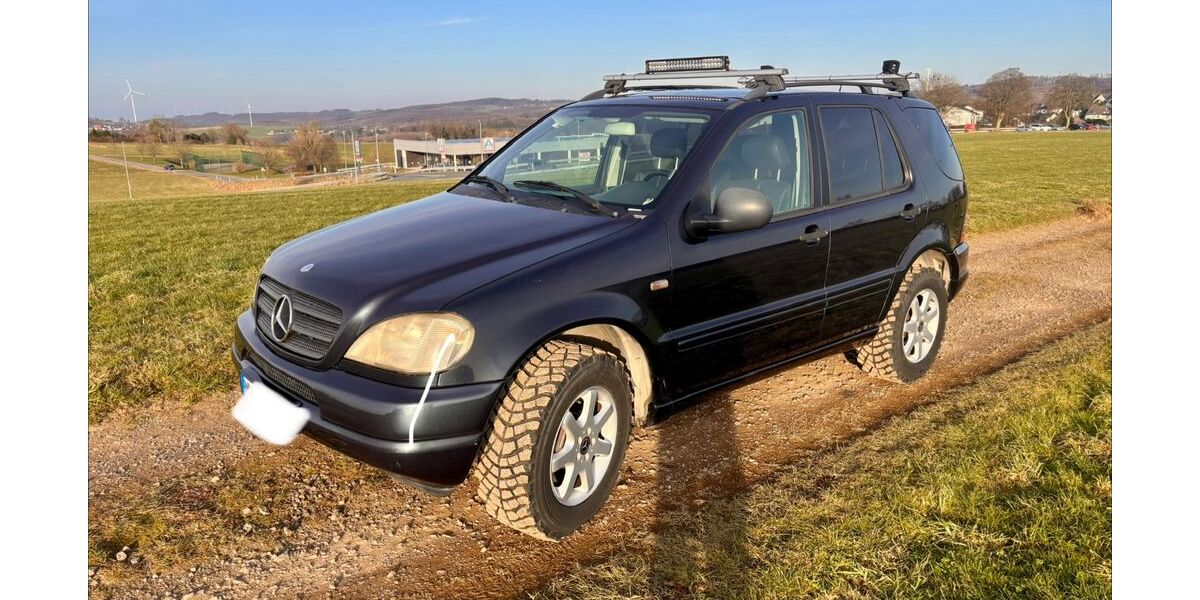 Mercedes-Benz ML 430 183.500 km 5.900 &euro; Schalksmühle 58579