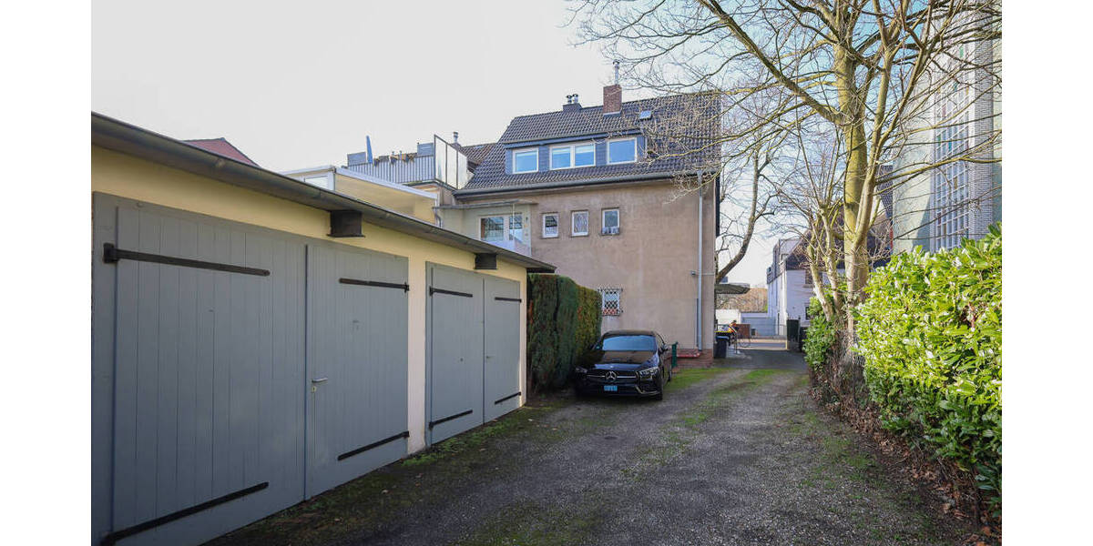 Mehrfamilienhaus, Wohnhaus Düsseldorf / Holthausen Holthausen - 9 Zimmer, 580.000&euro; | Angebot:25939177