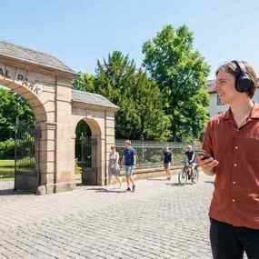 AudaTours Wuppertal Audio-Tour: Cronenberger Chroniken – Industrie, Glaube und Erbe 23.05.2026 Cronenberg Protestant Cemetery