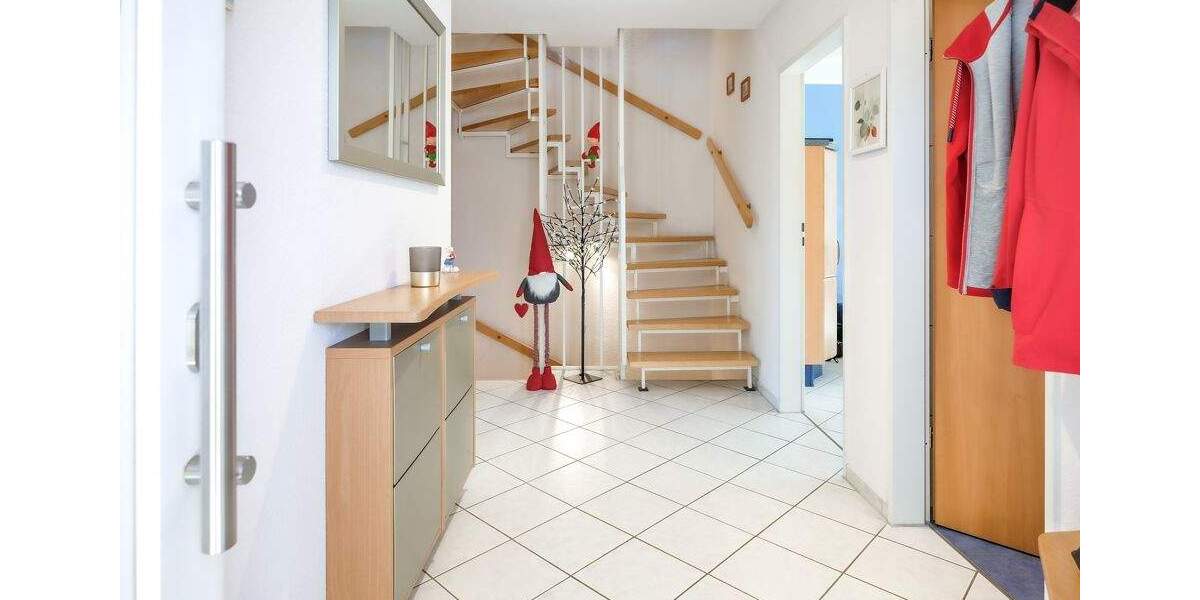 Doppelhaushälfte Langenfeld Immigrath - 4 Zimmer, 130 m&sup2;, 675.000&euro; | Angebot:25684484