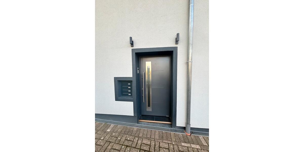 Erdgeschoßwohnung Solingen Wald - 2 Zimmer, 61 m&sup2;, 775&euro; | Angebot:26606862