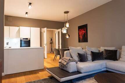 Wohnung Düsseldorf - 2 Zimmer, 75 m&sup2;, 2.100&euro; | Angebot:26665204