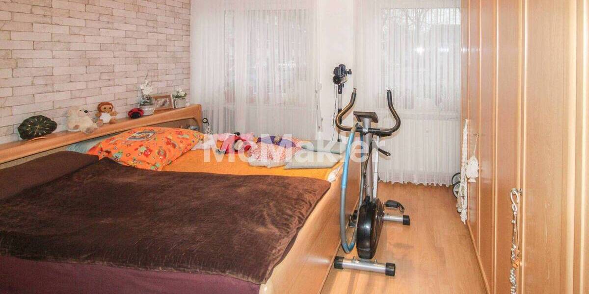 Etagenwohnung Gelsenkirchen Schalke - 3 Zimmer, 100 m&sup2;, 155.000&euro; | Angebot:26596020