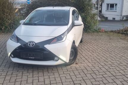 Toyota Aygo (X) 131.178 km 5.000 &euro; Schalksmühle 58579