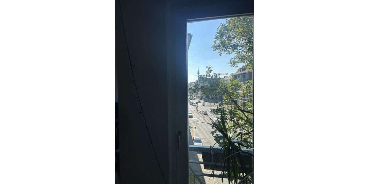 Etagenwohnung Düsseldorf Friedrichstadt - 3 Zimmer, 90 m&sup2;, 990&euro; | Angebot:27087679