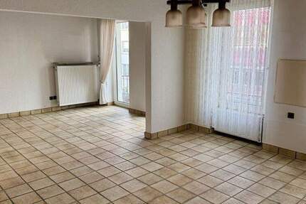 Wohnung Witten Mitte - 3 Zimmer, 103 m&sup2;, 695&euro; | Angebot:25669170