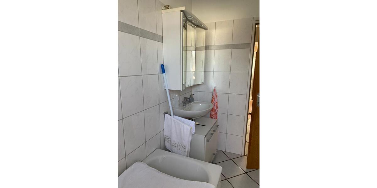 Etagenwohnung Breckerfeld - 3 Zimmer, 80 m&sup2;, 990&euro; | Angebot:25457245