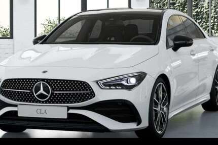 Mercedes-Benz CLA 200 9.900 km 43.990 &euro; Düsseldorf 40470
