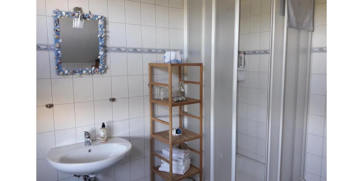 Ferienimmobilie Solingen Mitte - 700&euro; | Angebot:25285702