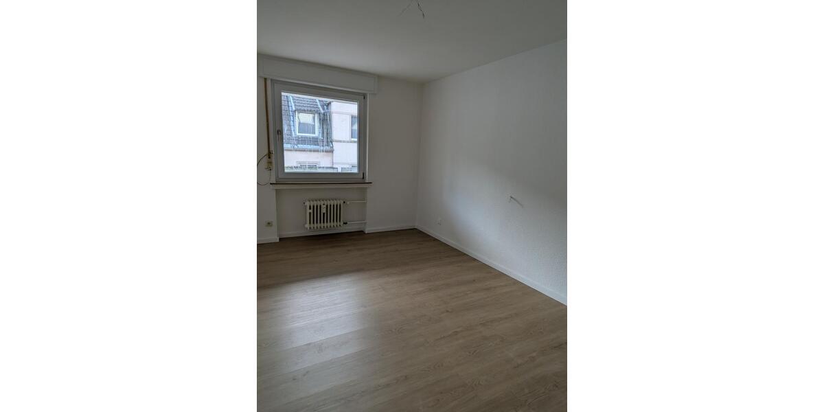 Etagenwohnung Bochum Bochum-Mitte - 2 Zimmer, 60 m&sup2;, 346&euro; | Angebot:25100358