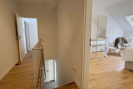 Wohnung Düsseldorf Lörick - 6 Zimmer, 157 m&sup2;, 2.350&euro; | Angebot:26664931