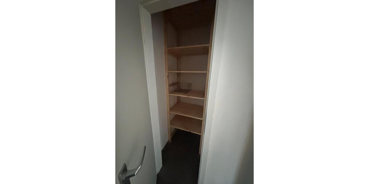 Etagenwohnung Bochum Bochum-Mitte - 4 Zimmer, 80 m&sup2;, 650&euro; | Angebot:24685207