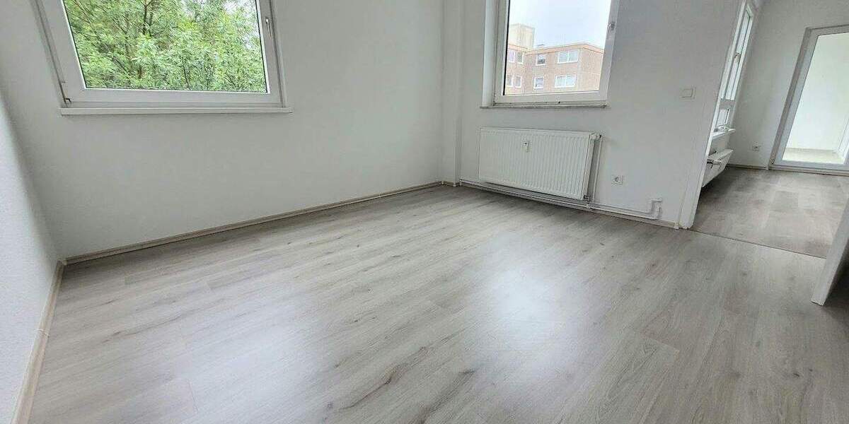Etagenwohnung Essen Freisenbruch - 4 Zimmer, 82 m&sup2;, 721&euro; | Angebot:25699063