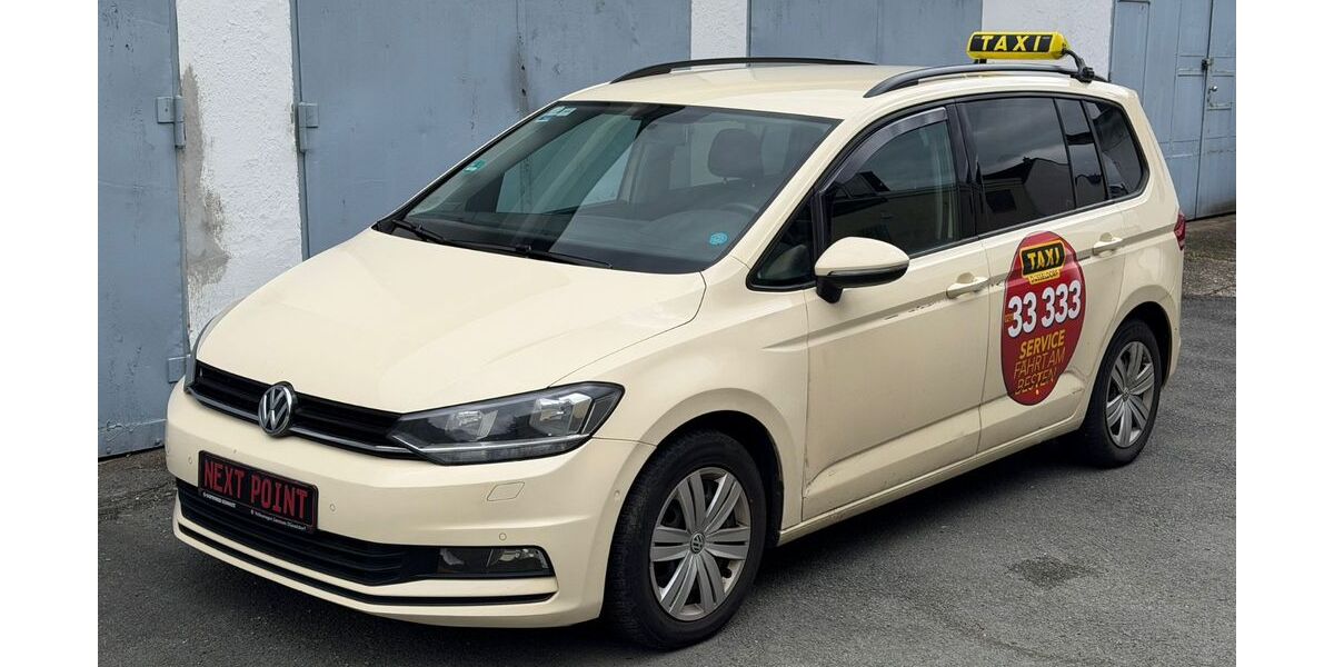VW Touran 299.150 km 6.800 &euro; Düsseldorf 40468