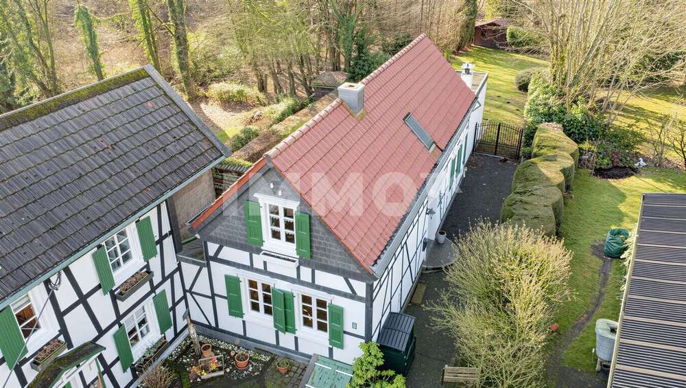 Einfamilienhaus Solingen Central - 3 Zimmer, 123 m&sup2;, 499.000&euro; | Angebot:25447425