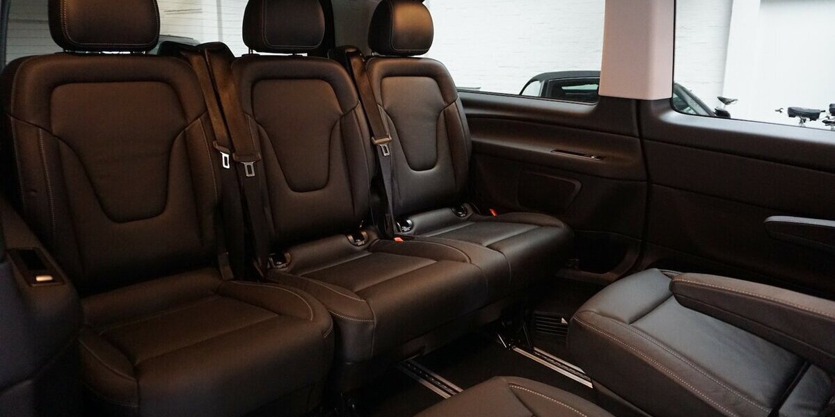 Mercedes-Benz V 300 d Edition lang Leder Mbux AHK Kamera 33.362 km 51.900 &euro; Wuppertal 42327