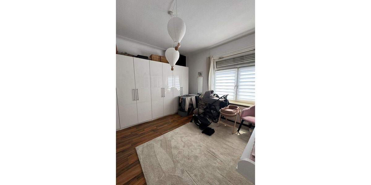 Etagenwohnung Hilden Kalstert - 3 Zimmer, 92 m&sup2;, 1.180&euro; | Angebot:25782120