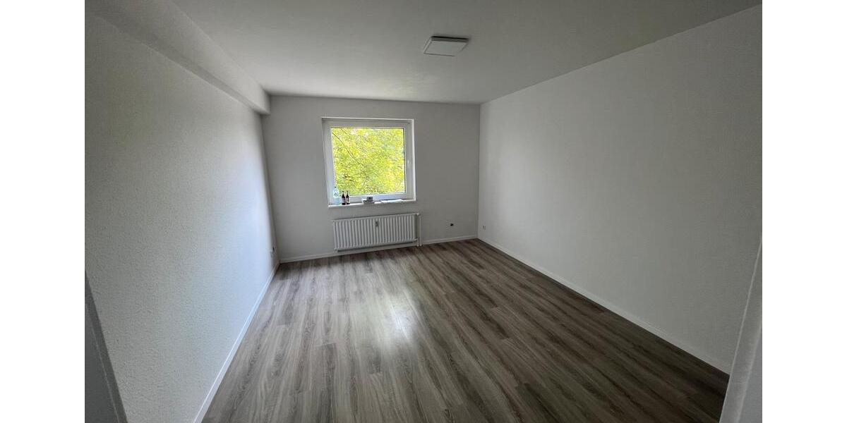 Etagenwohnung Essen Stadtbezirk V - 1 Zimmer, 25 m&sup2;, 476&euro; | Angebot:25143793