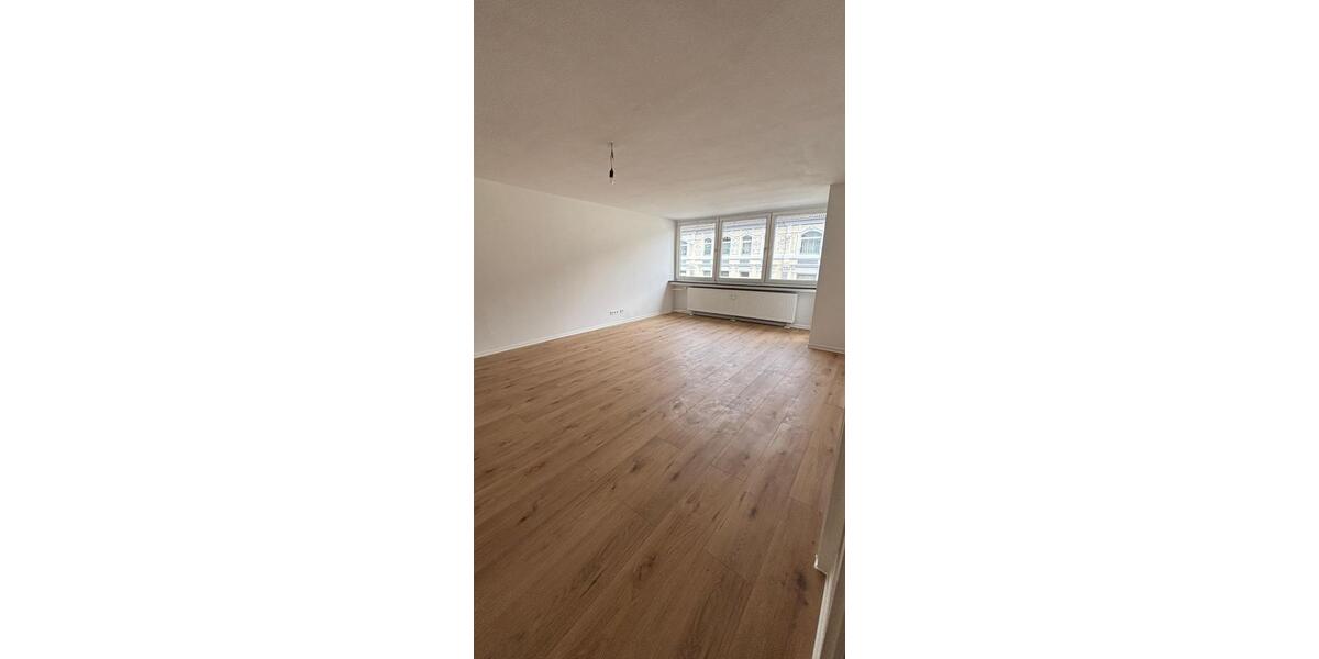 Etagenwohnung Essen Südviertel - 3 Zimmer, 85 m&sup2;, 956&euro; | Angebot:25723919