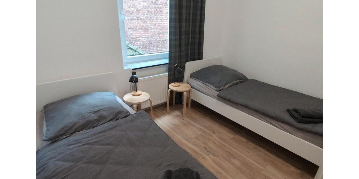 Etagenwohnung Gelsenkirchen Rotthausen - 5 Zimmer, 140 m&sup2;, 1.810&euro; | Angebot:26479977