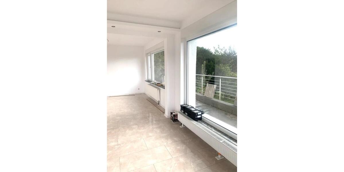 Einfamilienhaus Hückeswagen - 6 Zimmer, 300 m&sup2;, 719.000&euro; | Angebot:25992365