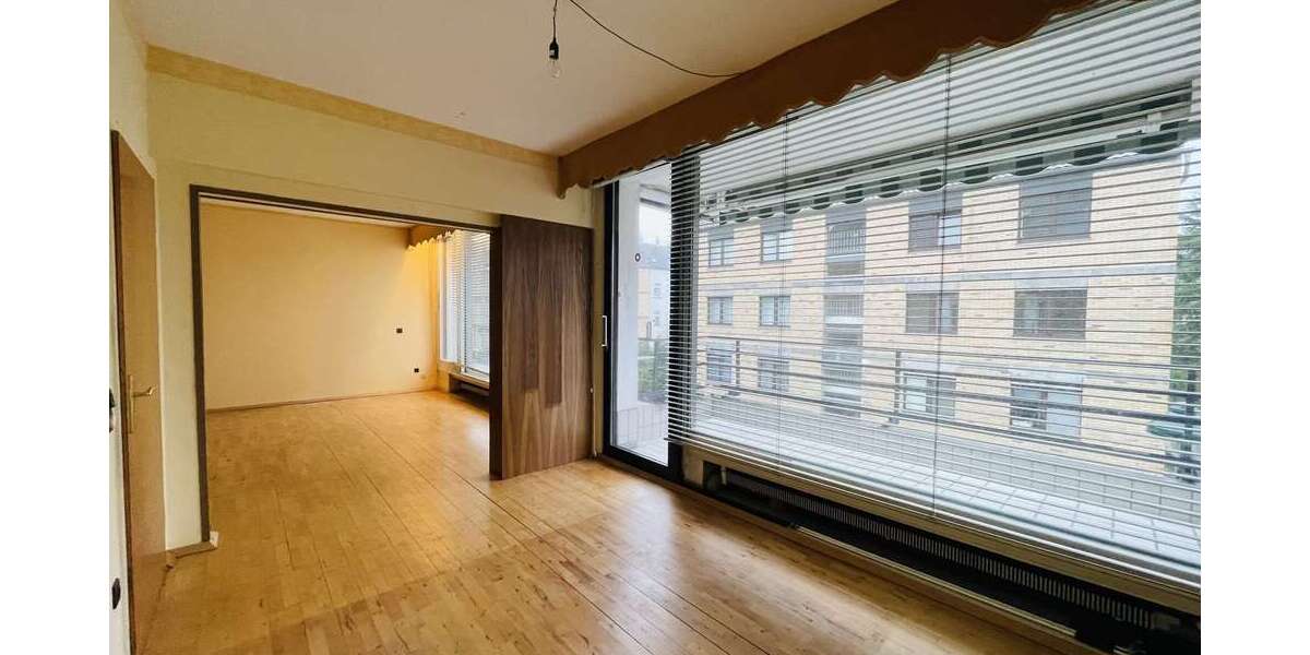 Etagenwohnung Düsseldorf Stadtbezirk 8 - 3.5 Zimmer, 90 m&sup2;, 329.000&euro; | Angebot:24587556