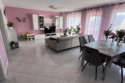 Haus Wipperfürth - 7 Zimmer, 600.000&euro; | Angebot:23149281