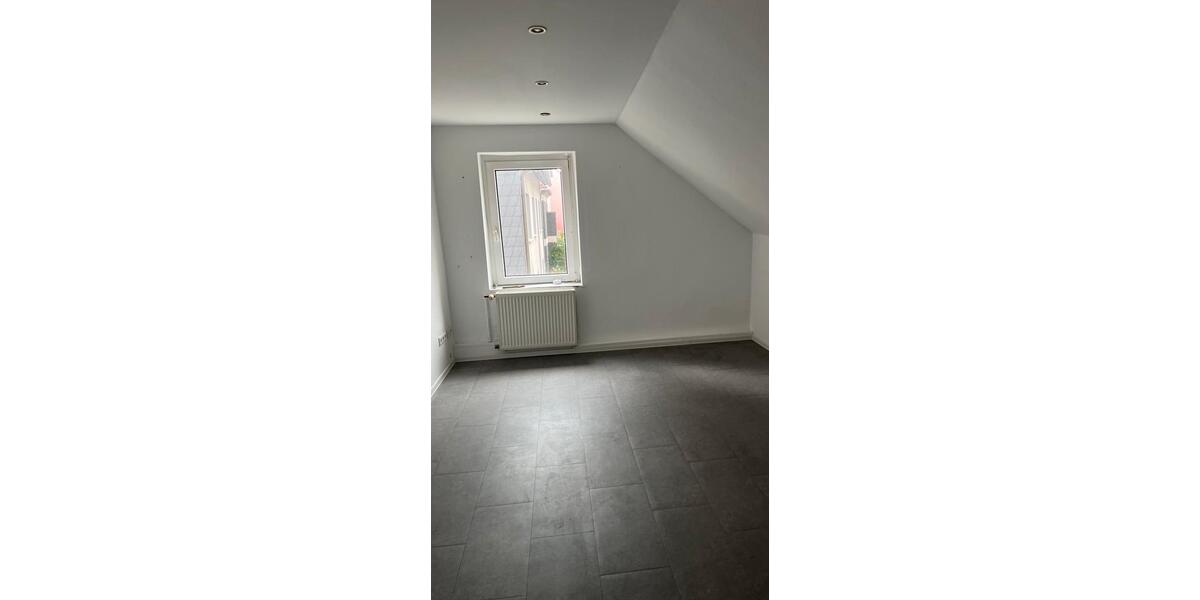 Doppelhaushälfte Essen Stadtbezirk VI - 6 Zimmer, 120 m&sup2;, 320.000&euro; | Angebot:26557826
