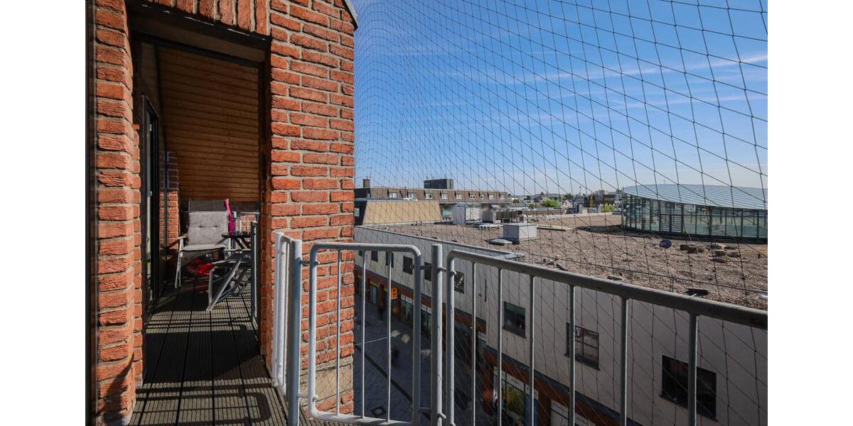 Dachgeschoßwohnung Langenfeld (Rheinland) - 3 Zimmer, 78 m&sup2;, 1.107&euro; | Angebot:26580226