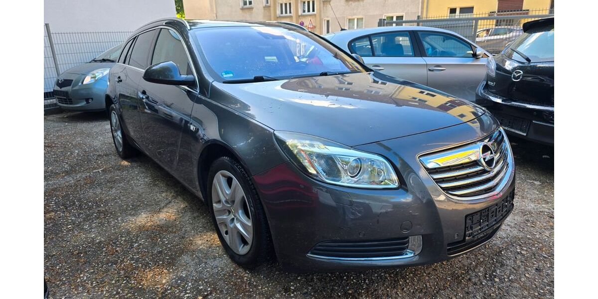 Opel Insignia 217.000 km 5.800 &euro; Essen 45144