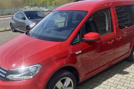 VW Caddy 90.220 km 17.979 &euro; Mülheim 45475
