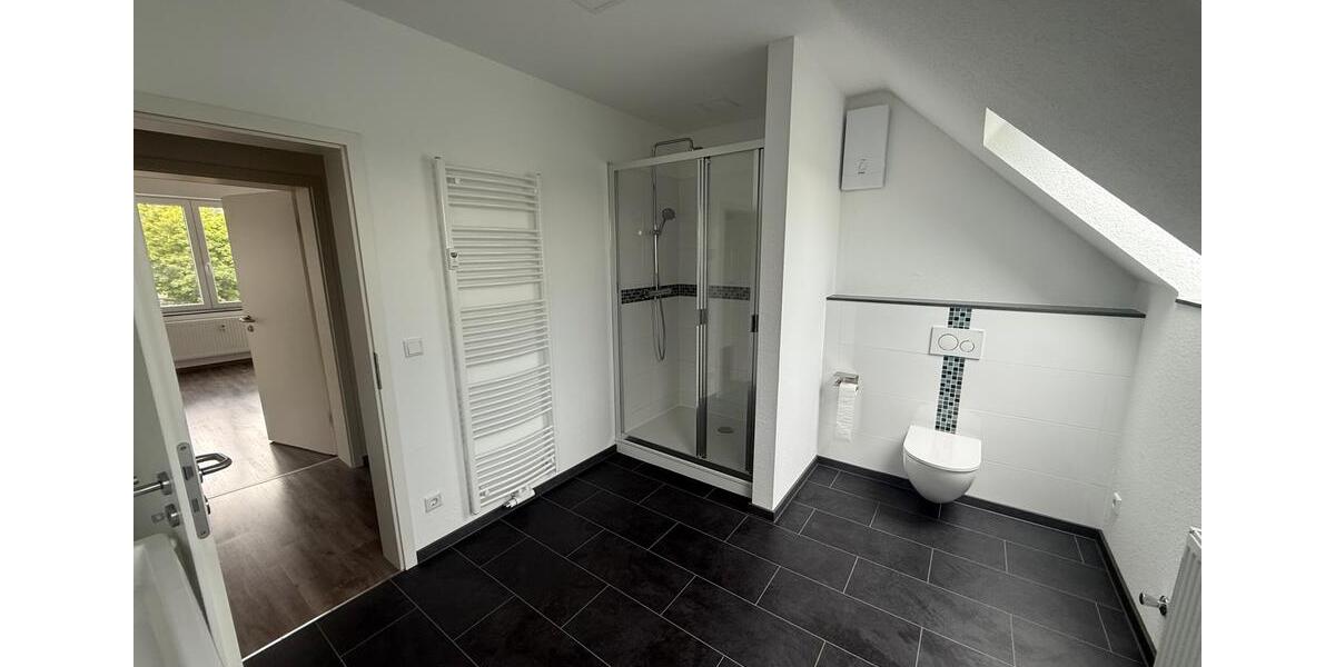 Dachgeschoßwohnung Remscheid Gemarkung Bergisch Born - 2 Zimmer, 75 m&sup2;, 600&euro; | Angebot:26515545