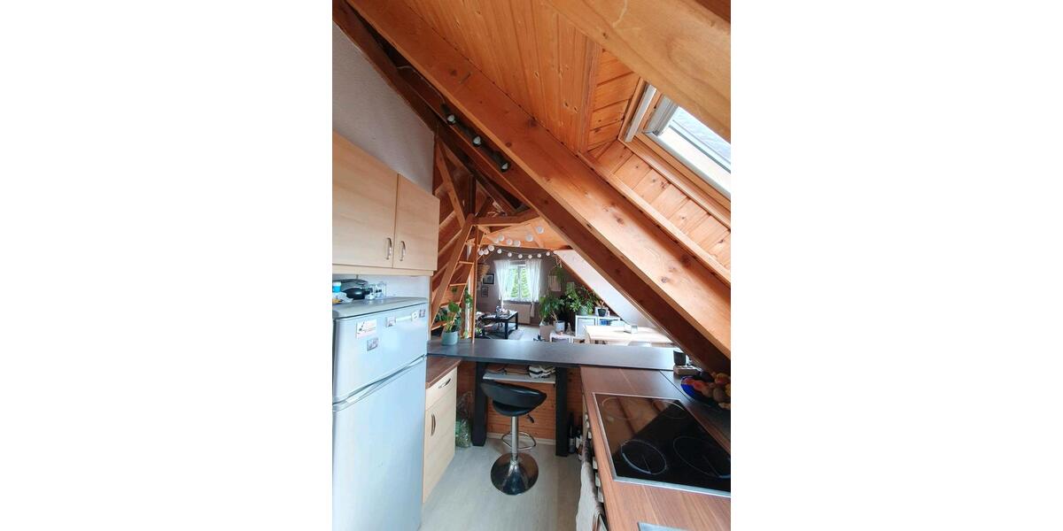 Dachgeschoßwohnung Wermelskirchen - 1.5 Zimmer, 58 m&sup2;, 588&euro; | Angebot:26535359