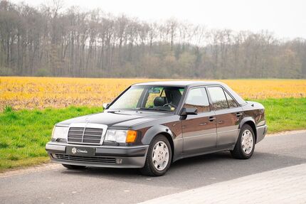 Mercedes-Benz 500 239.700 km 52.900 &euro; Düsseldorf 40233