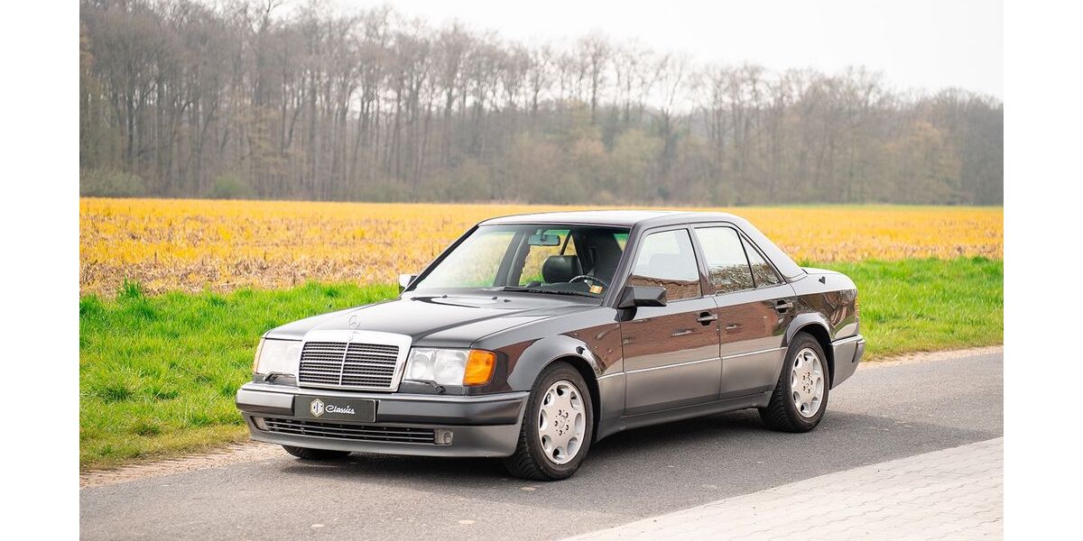 Mercedes-Benz 500 239.700 km 52.900 &euro; Düsseldorf 40233