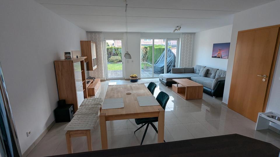 Reihenhaus Essen Stadtbezirk VI - 5 Zimmer, 132 m&sup2;, 465.000&euro; | Angebot:26042635