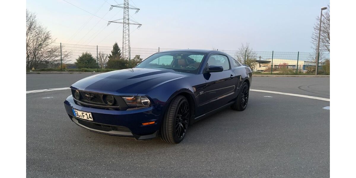 Ford Mustang 70.000 km 24.500 &euro; Wermelskirchen 42929