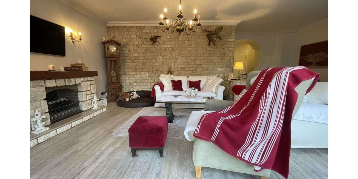 Etagenwohnung Düsseldorf Eller - 3 Zimmer, 126 m&sup2;, 399.900&euro; | Angebot:25685495