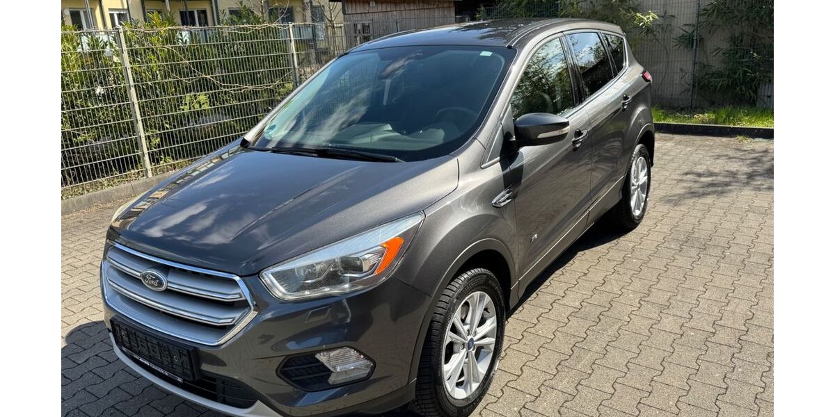 Ford Kuga 123.600 km 12.580 &euro; Herne ( Nordrhein-Westfalen ) 44628