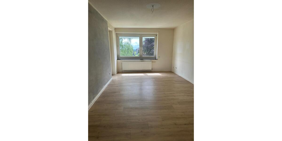 Etagenwohnung Remscheid Reinshagen - 3 Zimmer, 79 m&sup2;, 498&euro; | Angebot:26532543