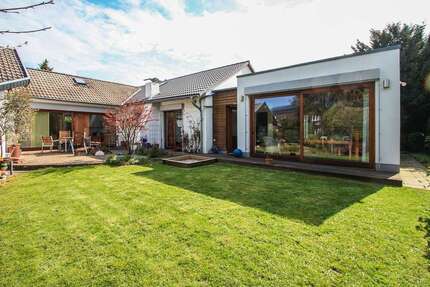 Haus Mettmann - 7 Zimmer, 223 m&sup2;, 930.000&euro; | Angebot:26156176