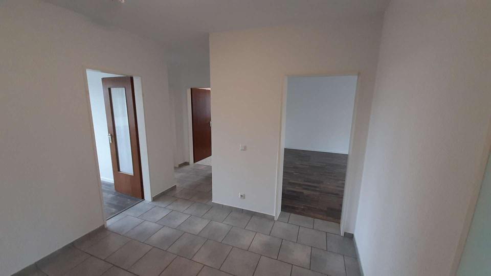 Etagenwohnung Remscheid Lüttringhausen - 3 Zimmer, 79 m&sup2;, 505&euro; | Angebot:25265405