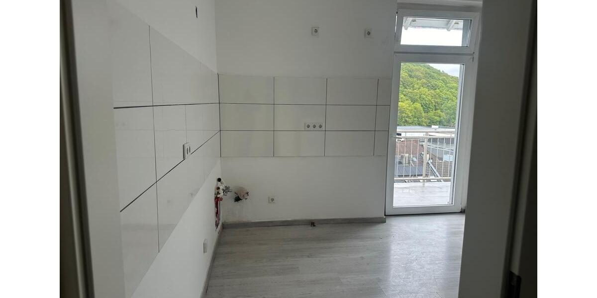 Etagenwohnung Ennepetal - 3 Zimmer, 95 m&sup2;, 900&euro; | Angebot:26535379