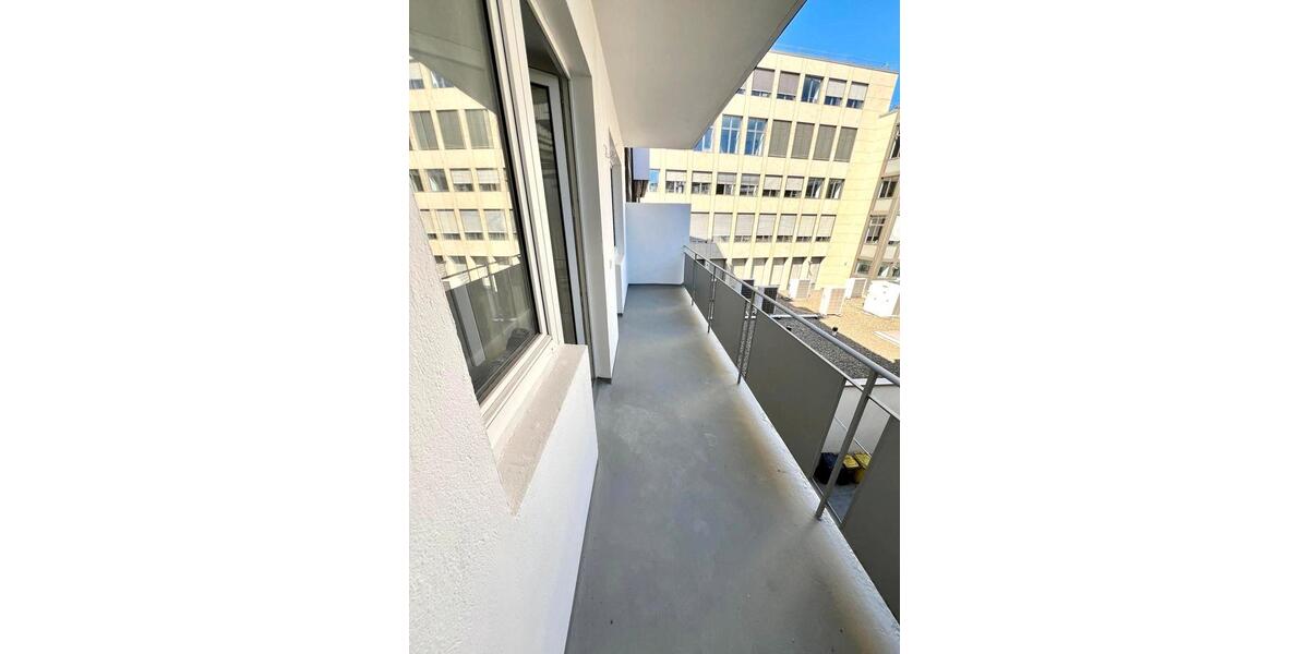 Etagenwohnung Düsseldorf Stadtmitte - 3 Zimmer, 90 m&sup2;, 1.790&euro; | Angebot:25999479