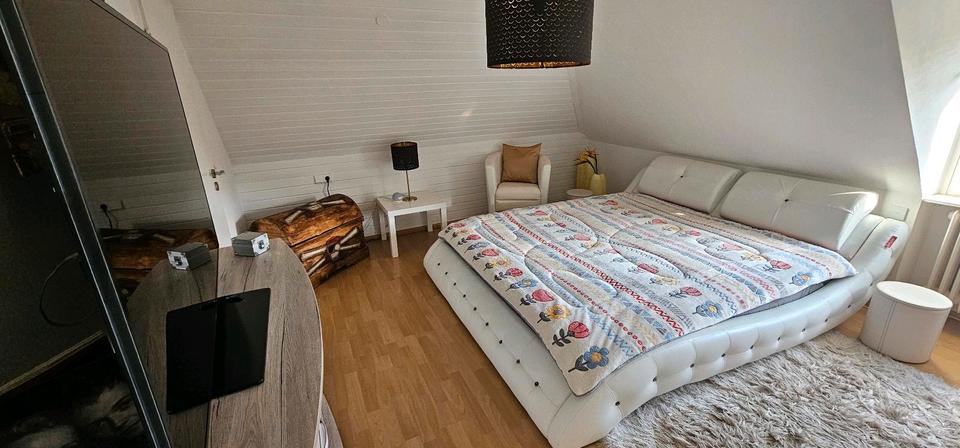 Dachgeschoßwohnung Remscheid Lüttringhausen - 3 Zimmer, 86 m&sup2;, 199.000&euro; | Angebot:24746271