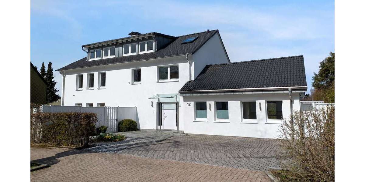 Einfamilienhaus Halver - 11 Zimmer, 389 m&sup2;, 799.000&euro; | Angebot:26002286