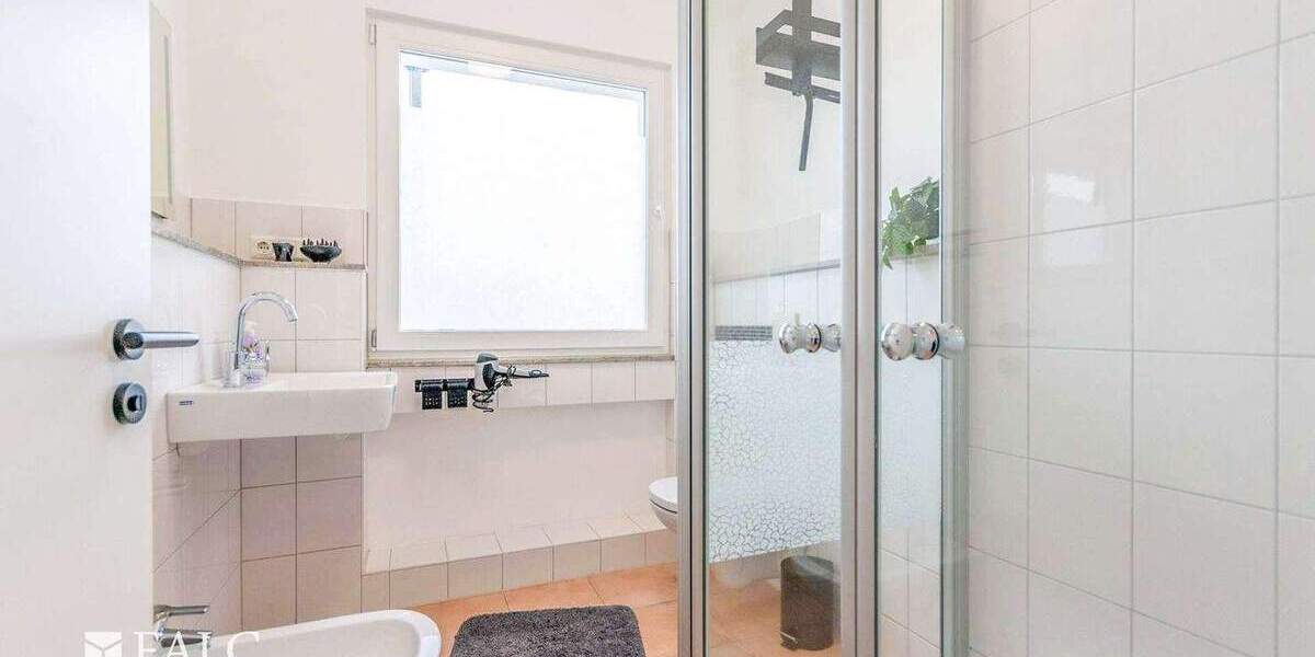 Mehrfamilienhaus, Wohnhaus Essen Stadtkern - 2 Zimmer, 761 m&sup2;, 2.990.000&euro; | Angebot:25821788