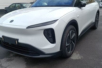 Nio EL6 7.500 km 37.500 &euro; Wuppertal 42281